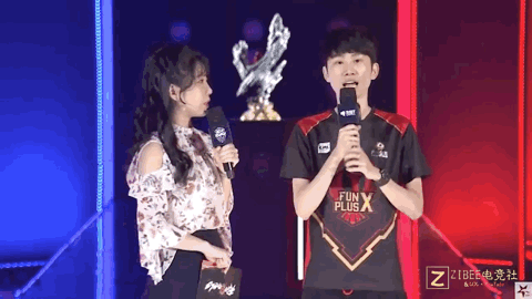 岗位上发挥 岗位上发挥