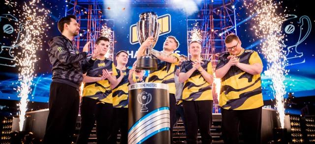 家人和球迷 家人和球迷