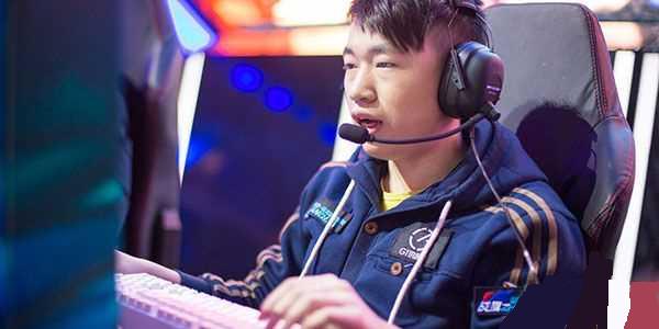 个赛季的一 个赛季的一