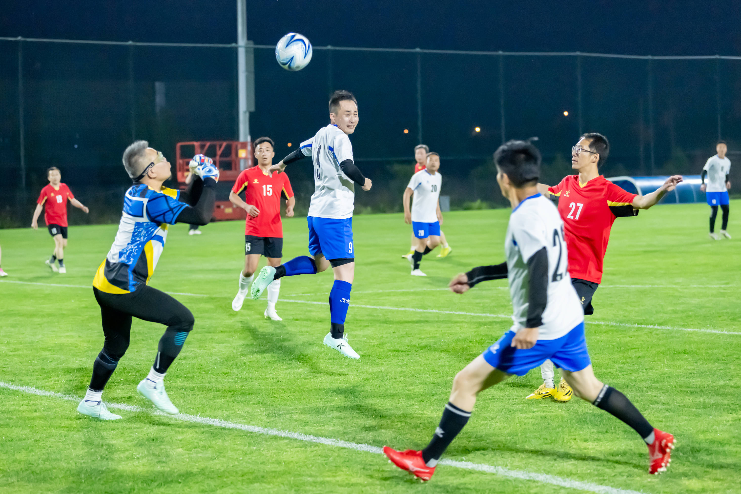 小组赛中 小组赛中